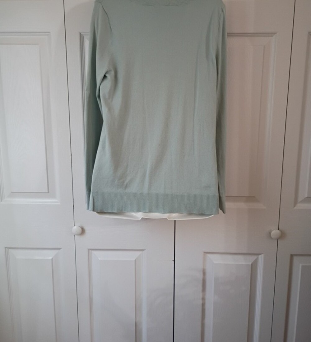 LOFT Mint Green Cotton Sweater with Black and White Penguin Size M - Picture 6 of 10